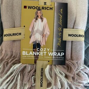 Woolrich Cozy Pink and Cream Blanket Wrap